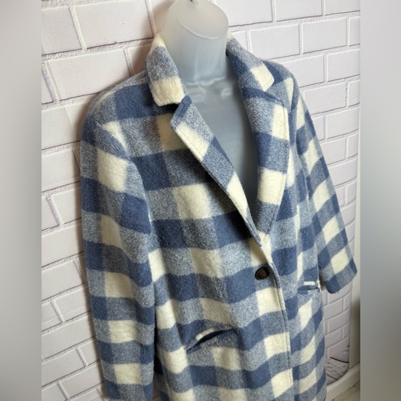 Tahari Blue and White Teddy wool Jacket with Classic Check Pattern/S - Picture 5 of 11